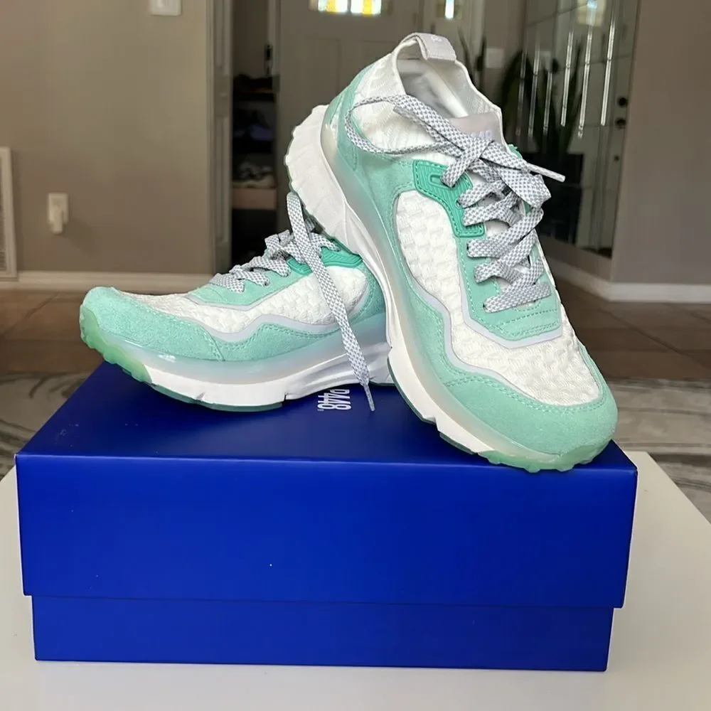 P448 Women’s Lightning Platform Sneakers